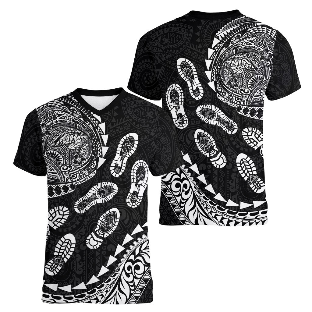 Hawaii Running Women V-Neck T-Shirt Polynesian Tribal Tattoo