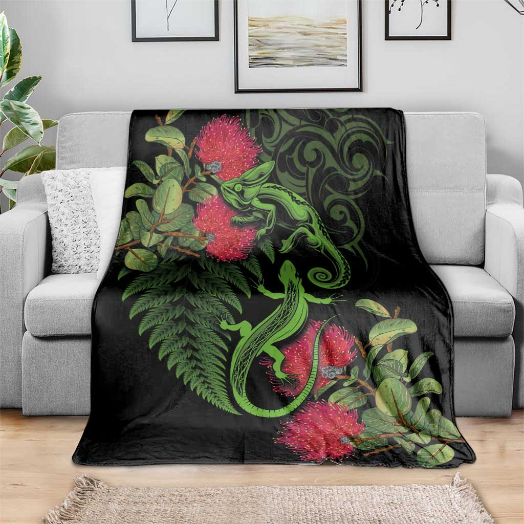 New Zealand Chameleon and Gecko Blanket Maori Silver Fern and Pohutukawa Decoration