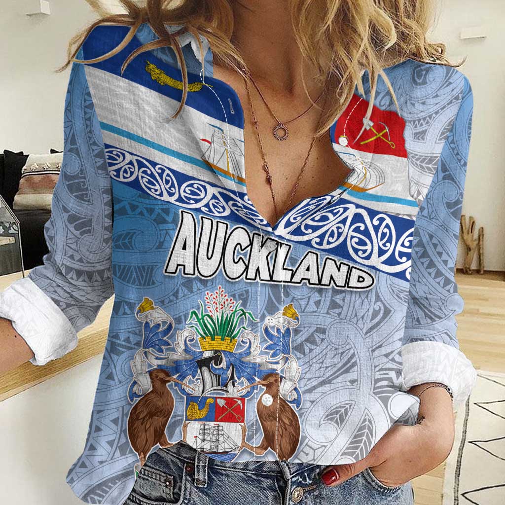 New Zealand Auckland Women Casual Shirt Auckland's Flag and Coat of Arms - Koru Art Maori Pattern
