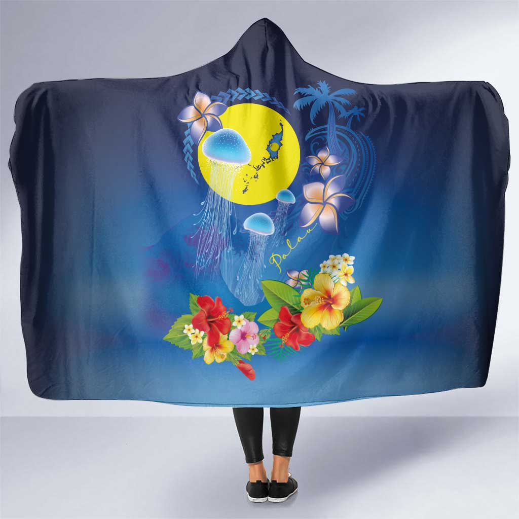 Palau Jellyfish Hooded Blanket Ocean Heritage Tropical Plants - Polynesian Pride