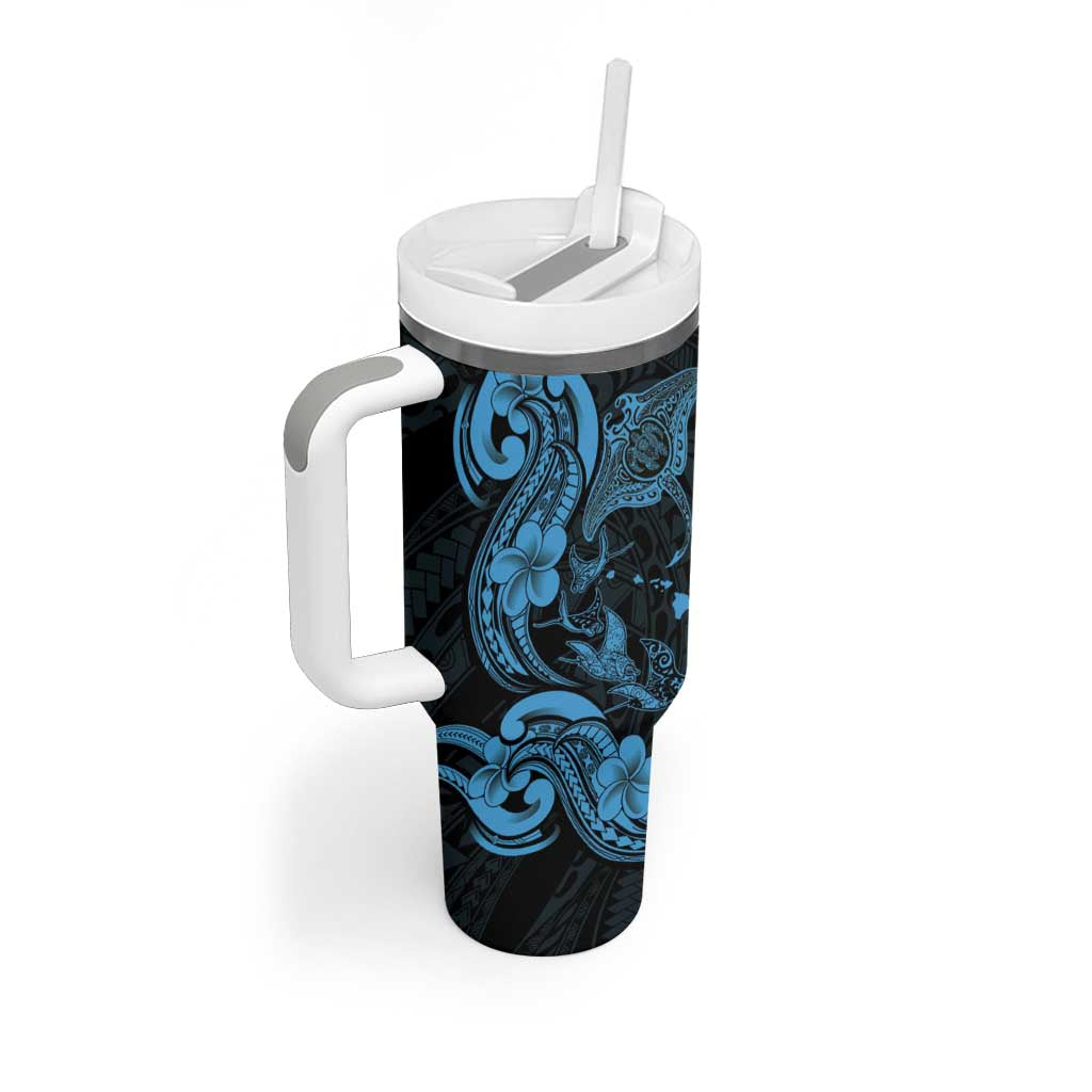 Hawaiian Manta Rays Tumbler With Handle Tribal Hibiscus Polynesian Tattoos Blue Color - Polynesian Pride