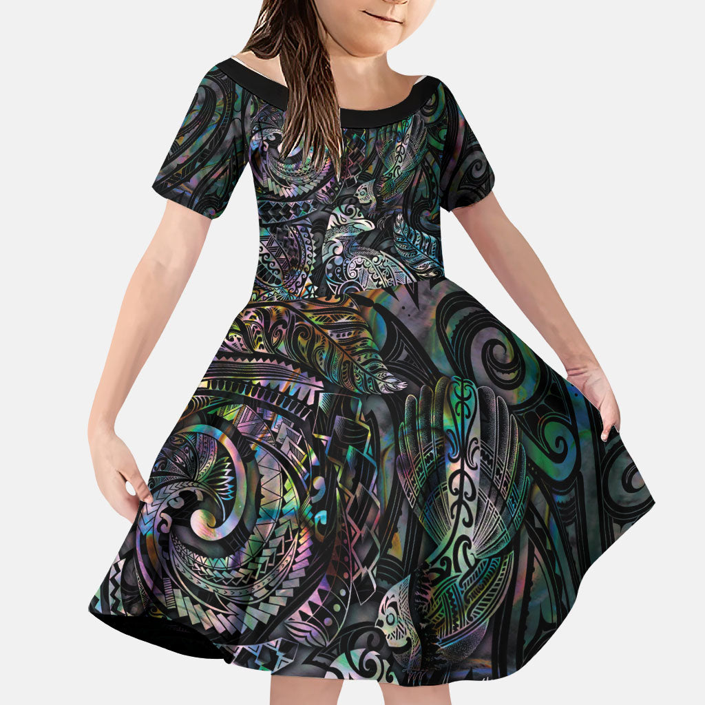 Aotearoa Moko Tribal Tattoo Family Matching Short Sleeve Bodycon Dress and Hawaiian Shirt New Zealand Maori Penguin and Fantail Paua Shell Style LT03 Daughter's Dress Multicolor - Polynesian Pride