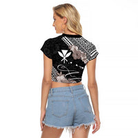 Aloha Hawaii Hibiscus and Plumeria Flowers Raglan Cropped T Shirt Kanaka Maoli Tattoo Polynesian Pattern Gray Color