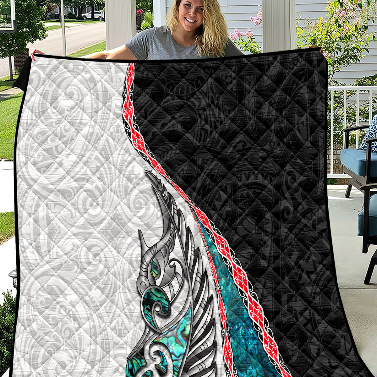 New Zealand Quilt Manaia Fern and Koru Maori Pattern LT03 Black - Polynesian Pride