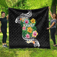 Hawaii Aloha Tropical Leaves and Flower Quilt with Polynesian Art Tattoo Black Color - Polynesian Pride