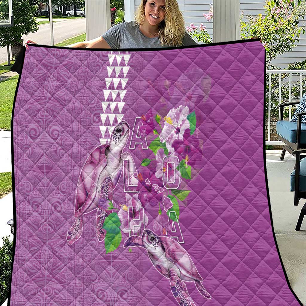 Hawaii Aloha Turtle Hibiscus and Leaves Quilt with Polynesian and Kakau Tattoos Lilac Color - Polynesian Pride