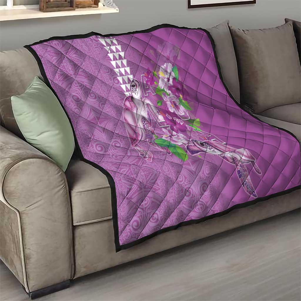 Hawaii Aloha Turtle Hibiscus and Leaves Quilt with Polynesian and Kakau Tattoos Lilac Color - Polynesian Pride