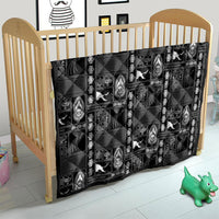 Papua New Guinea Heritage Motif Quilt Black Version