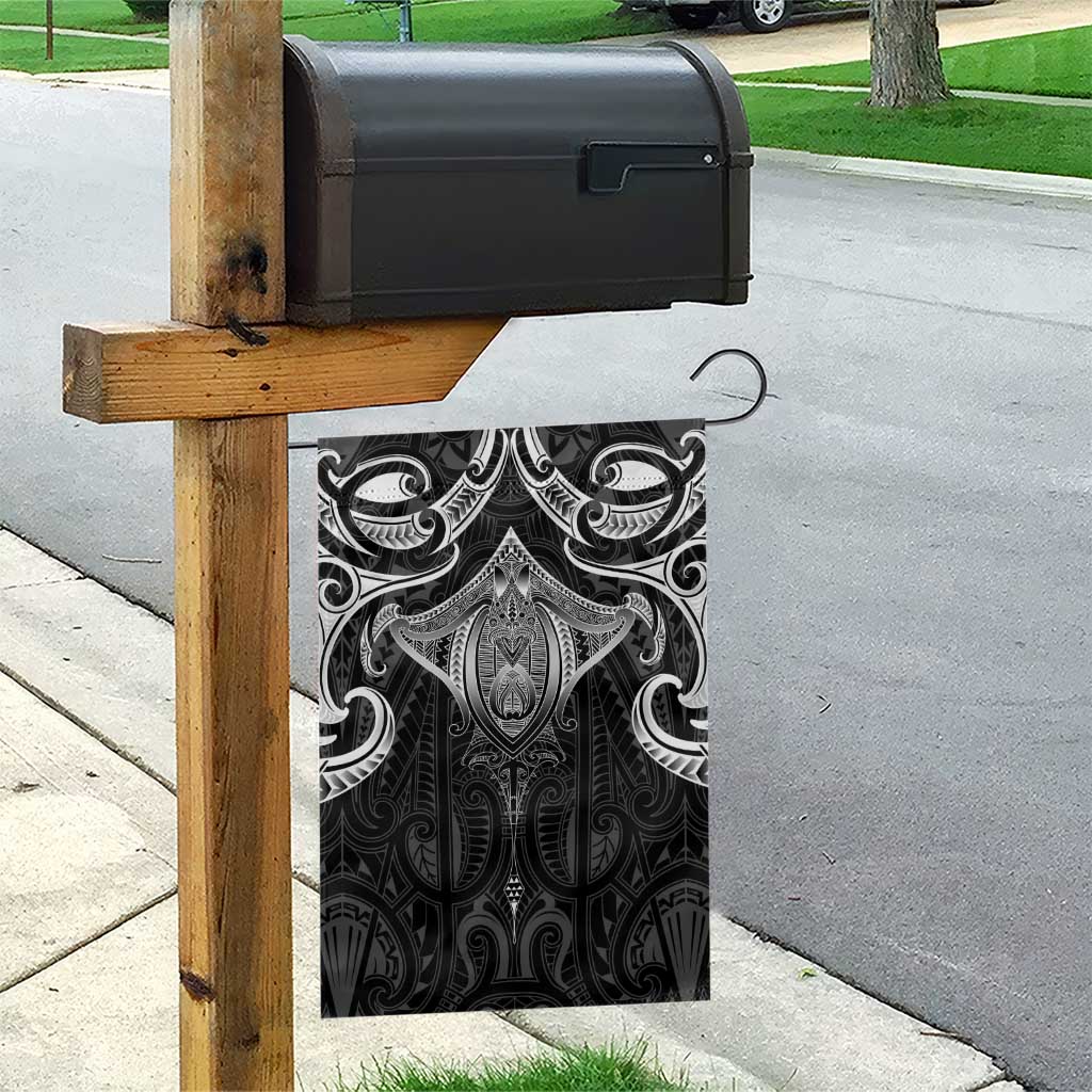 New Zealand Aotearoa Garden Flag Maori Manta Ray Moko Black - Polynesian Pride