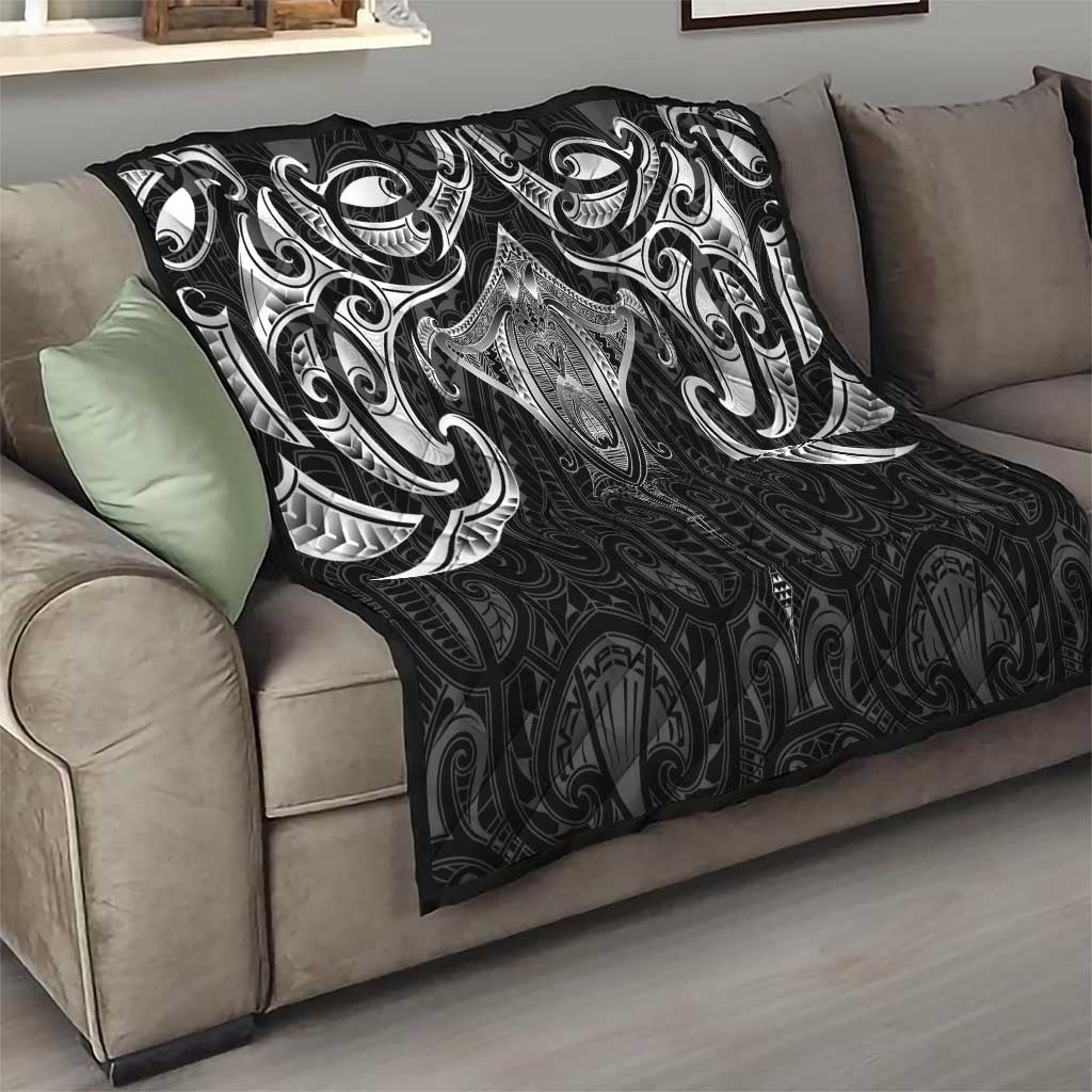 New Zealand Aotearoa Quilt Maori Manta Ray Moko Black - Polynesian Pride