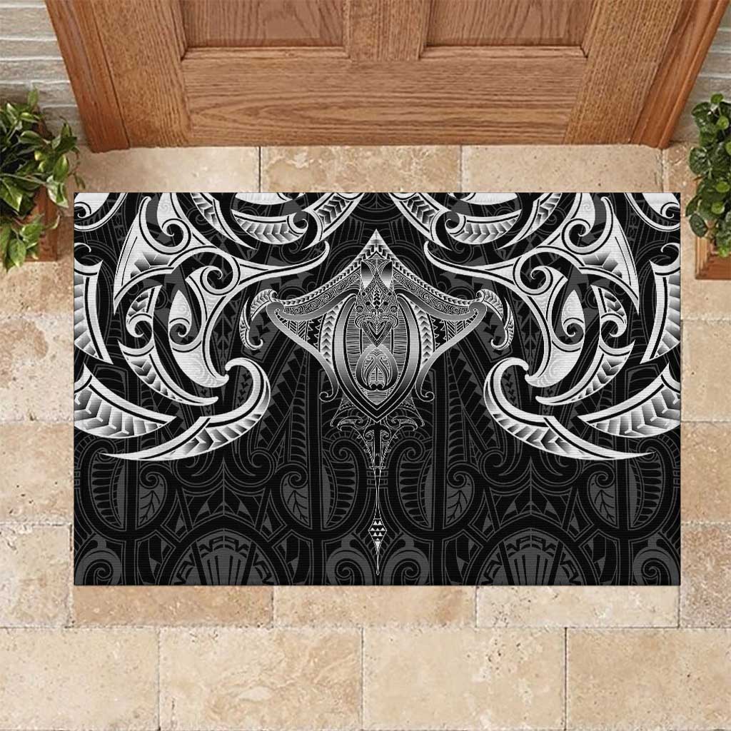 New Zealand Aotearoa Rubber Doormat Maori Manta Ray Moko Black - Polynesian Pride
