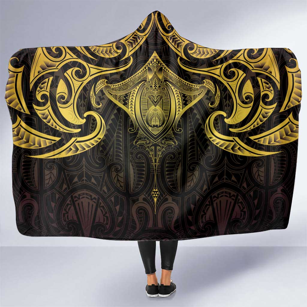 New Zealand Aotearoa Hooded Blanket Maori Manta Ray Moko Gold - Polynesian Pride