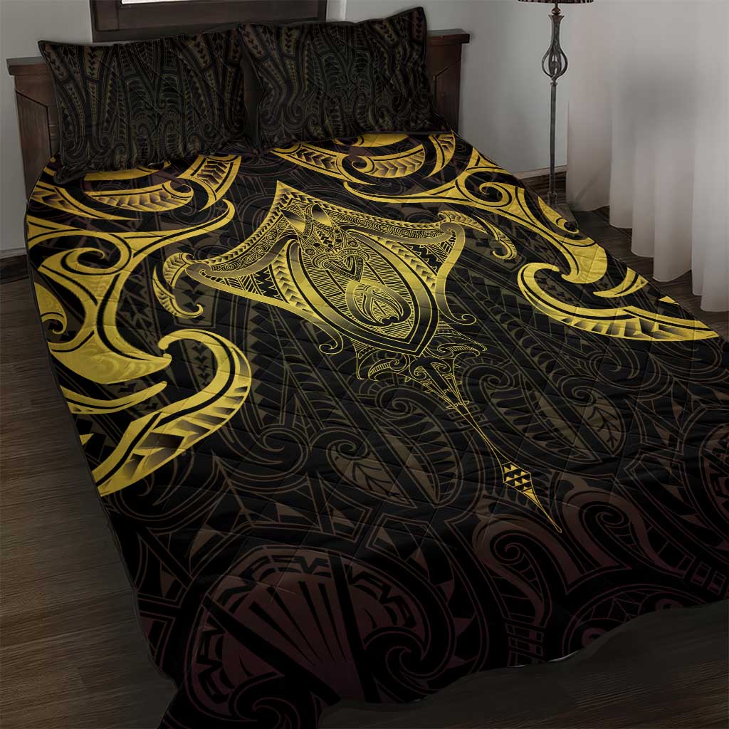 New Zealand Aotearoa Quilt Bed Set Maori Manta Ray Moko Gold - Polynesian Pride