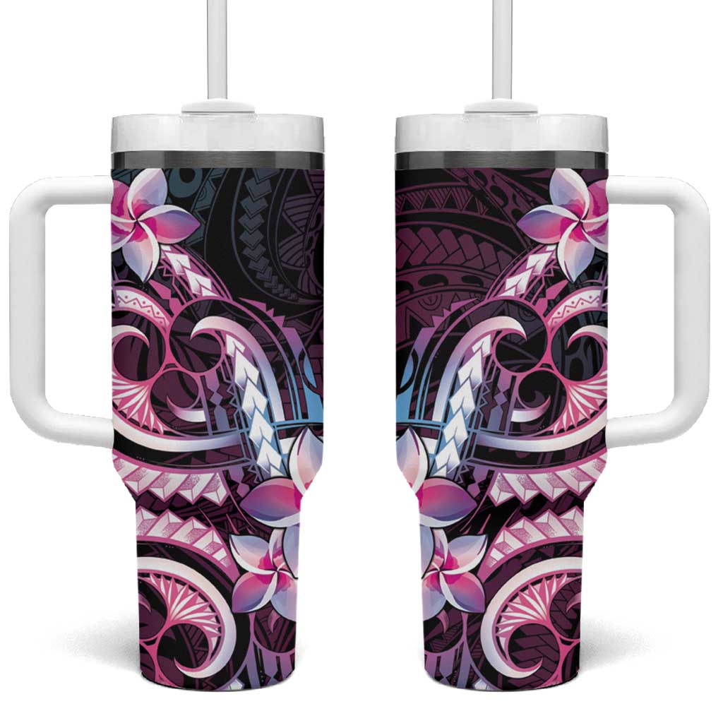 Polynesian Art Tattoo Tumbler With Handle Plumeria Flowers Pink Gradient