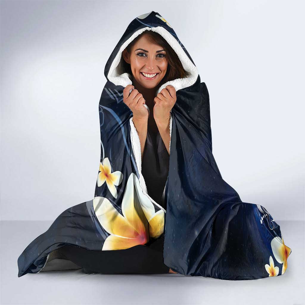 Hawaii Honu Hooded Blanket Polynesian Curves Plumeria - Polynesian Pride