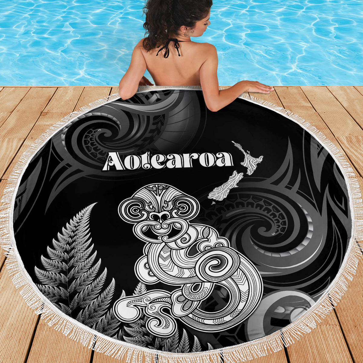 New Zealand Maori Taniwha Beach Blanket Silver Fern Black Version
