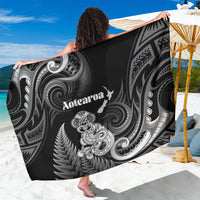 New Zealand Maori Taniwha Sarong Silver Fern Black Version