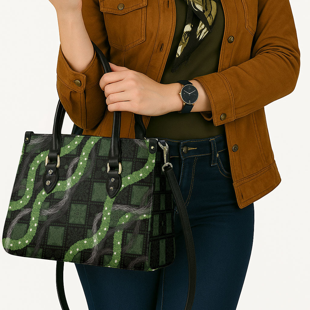 Hawaiian Quilt Leather Bag Pele Hair Hinahina Lei Black Version