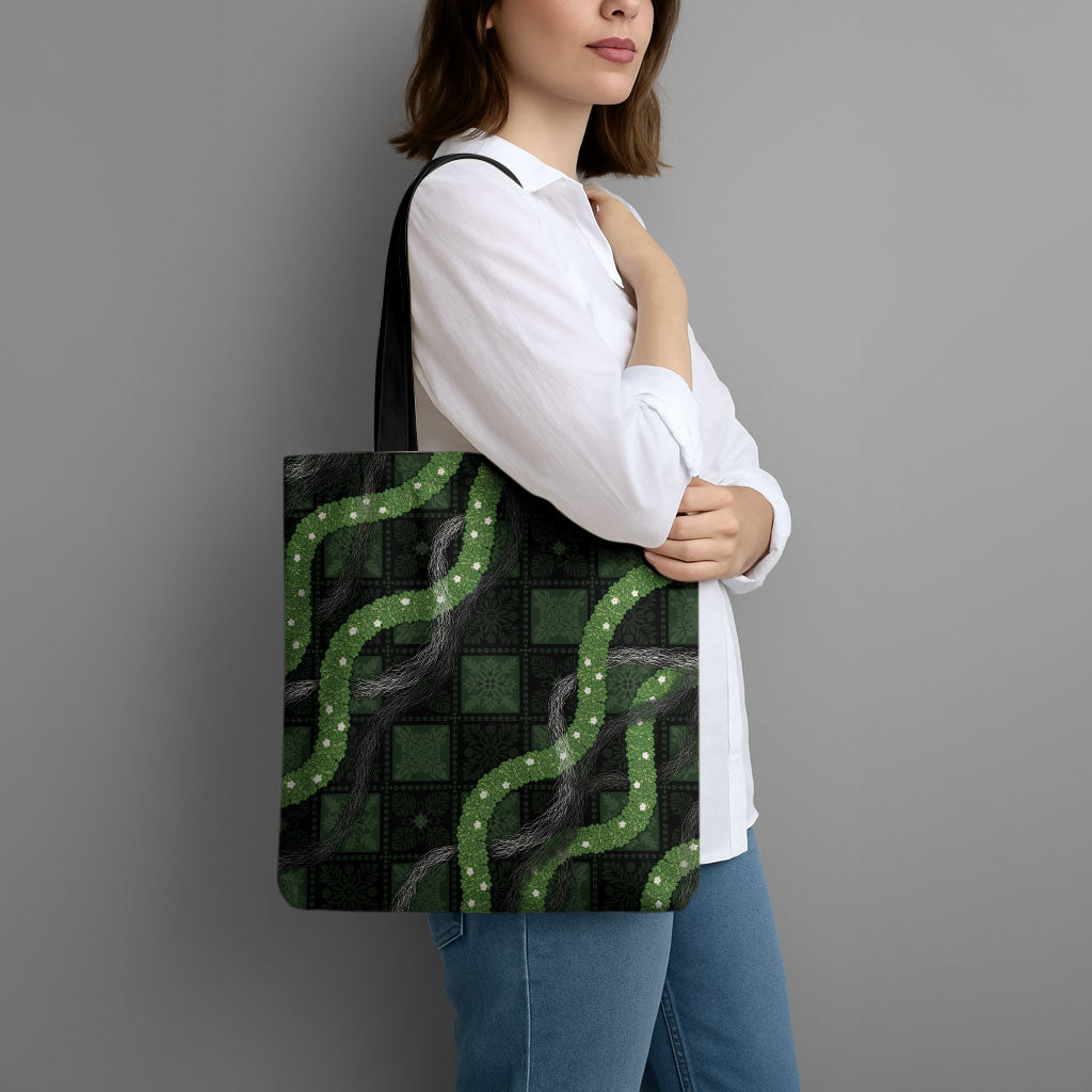 Hawaiian Quilt Tote Bag Pele Hair Hinahina Lei Black Version