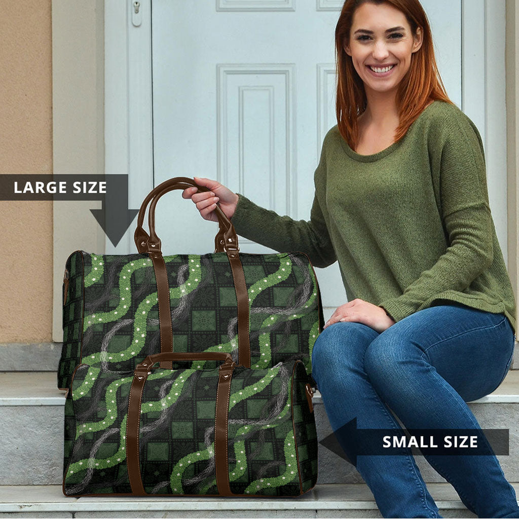 Hawaiian Quilt Travel Bag Pele Hair Hinahina Lei Black Version