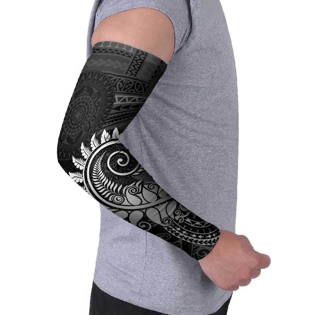 New Zealand Maori Koru Fern Arm Sleeves Spiral Polynesian Style Gray - Polynesian Pride