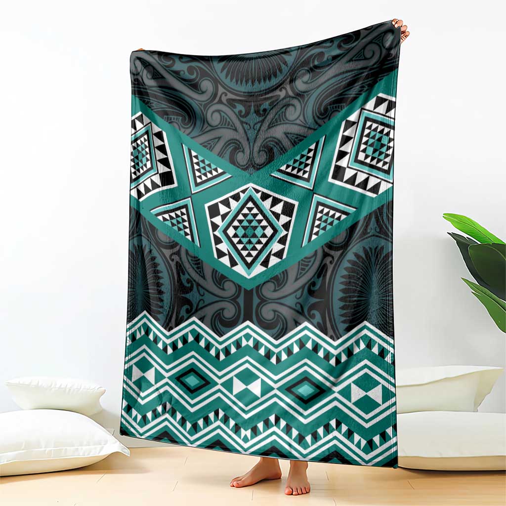 New Zealand Aotearoa Blanket Turquoise Taniko Art Maori Pattern