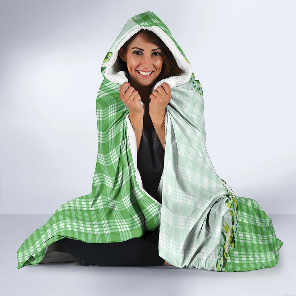 Green Hawaii Palaka Hooded Blanket Maile Pikake Honohono Orchid Lei
