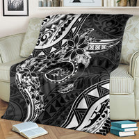 Polynesian Pattern With Plumeria Flowers Blanket Black