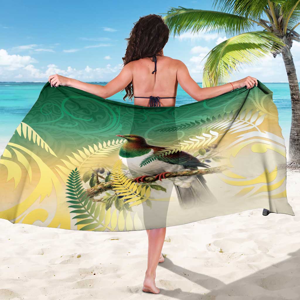 New Zealand Pigeon Kereru Sarong Maori Fern Art Green Gradient - Polynesian Pride