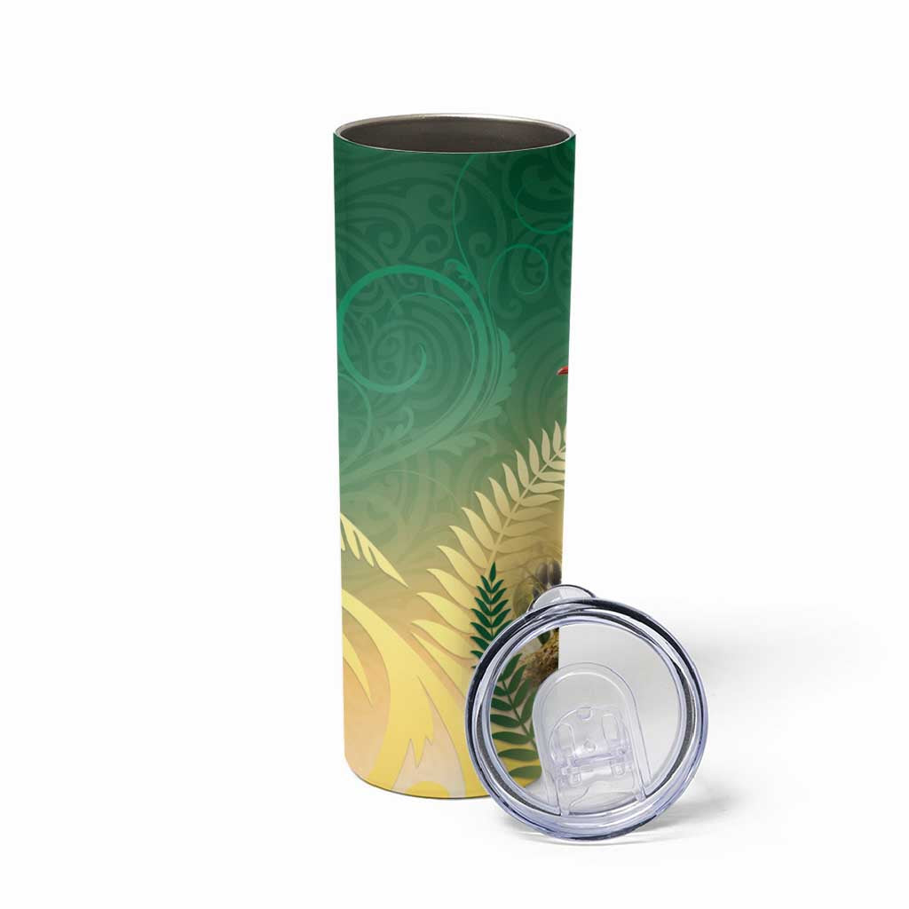 New Zealand Pigeon Kereru Skinny Tumbler Maori Fern Art Green Gradient - Polynesian Pride