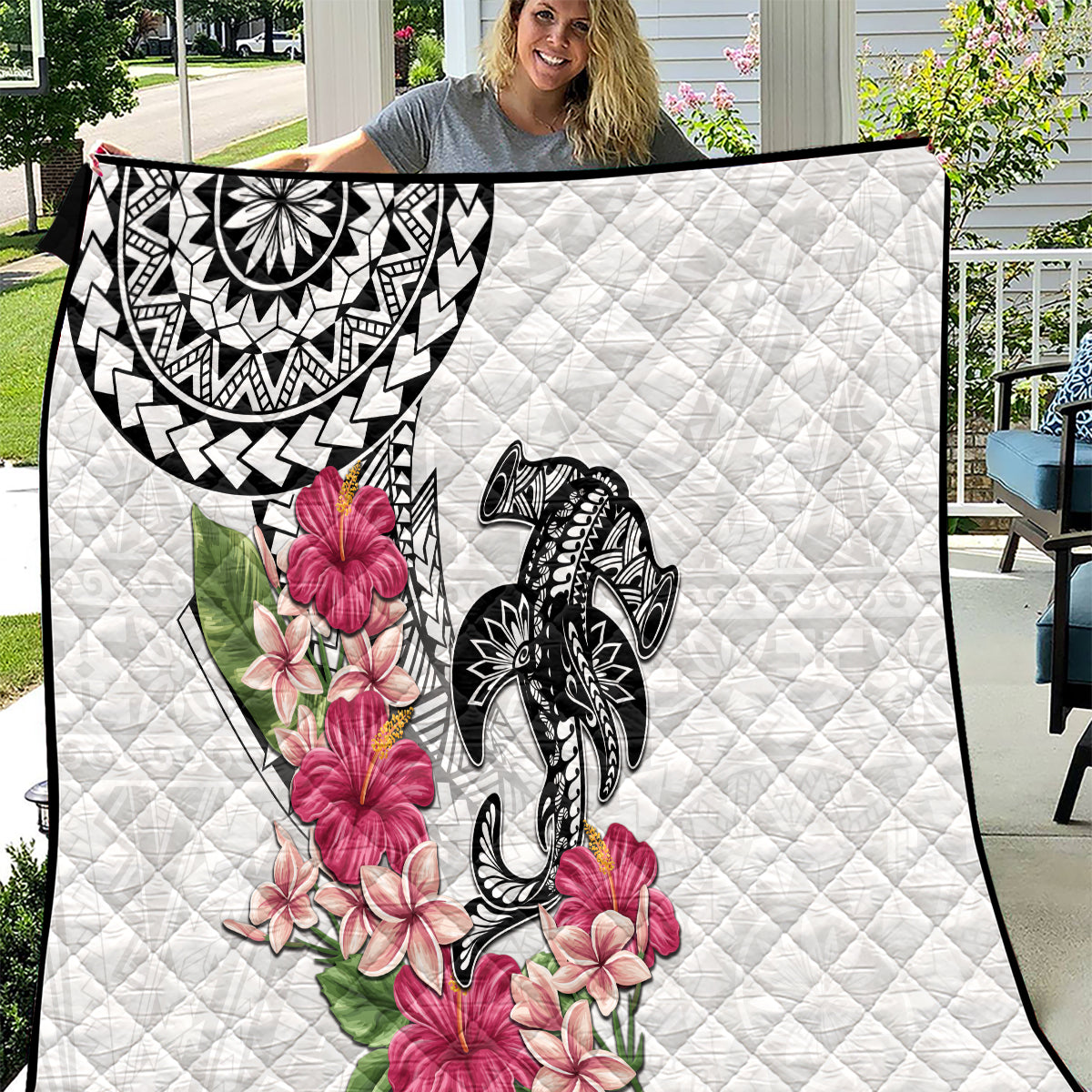 White Polynesian Hammerhead Shark Tribal Pattern Quilt LT05 White - Polynesian Pride
