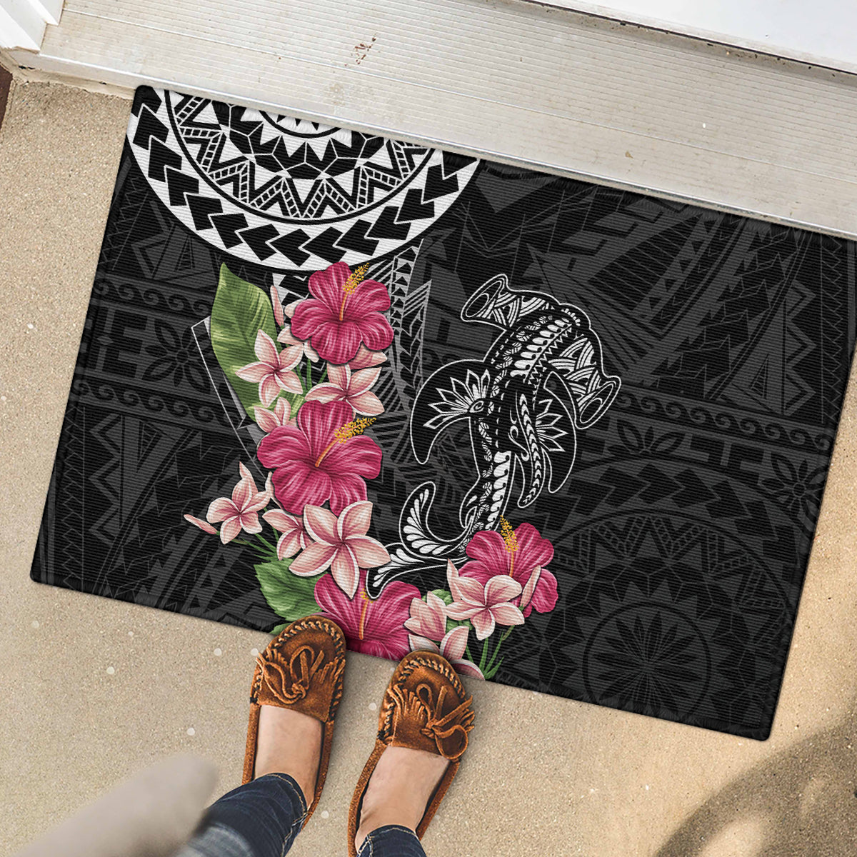 Black Polynesian Hammerhead Shark Tribal Pattern Rubber Doormat