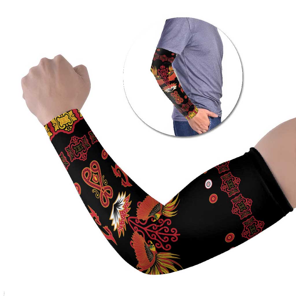 Papua Batik Motif Arm Sleeves Papua Spirit Black Version LT05 Set of 2 Black - Polynesian Pride