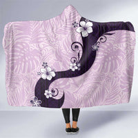 Polynesia Hibiscus Hooded Blanket Thistle Curve Motif - Polynesian Pride