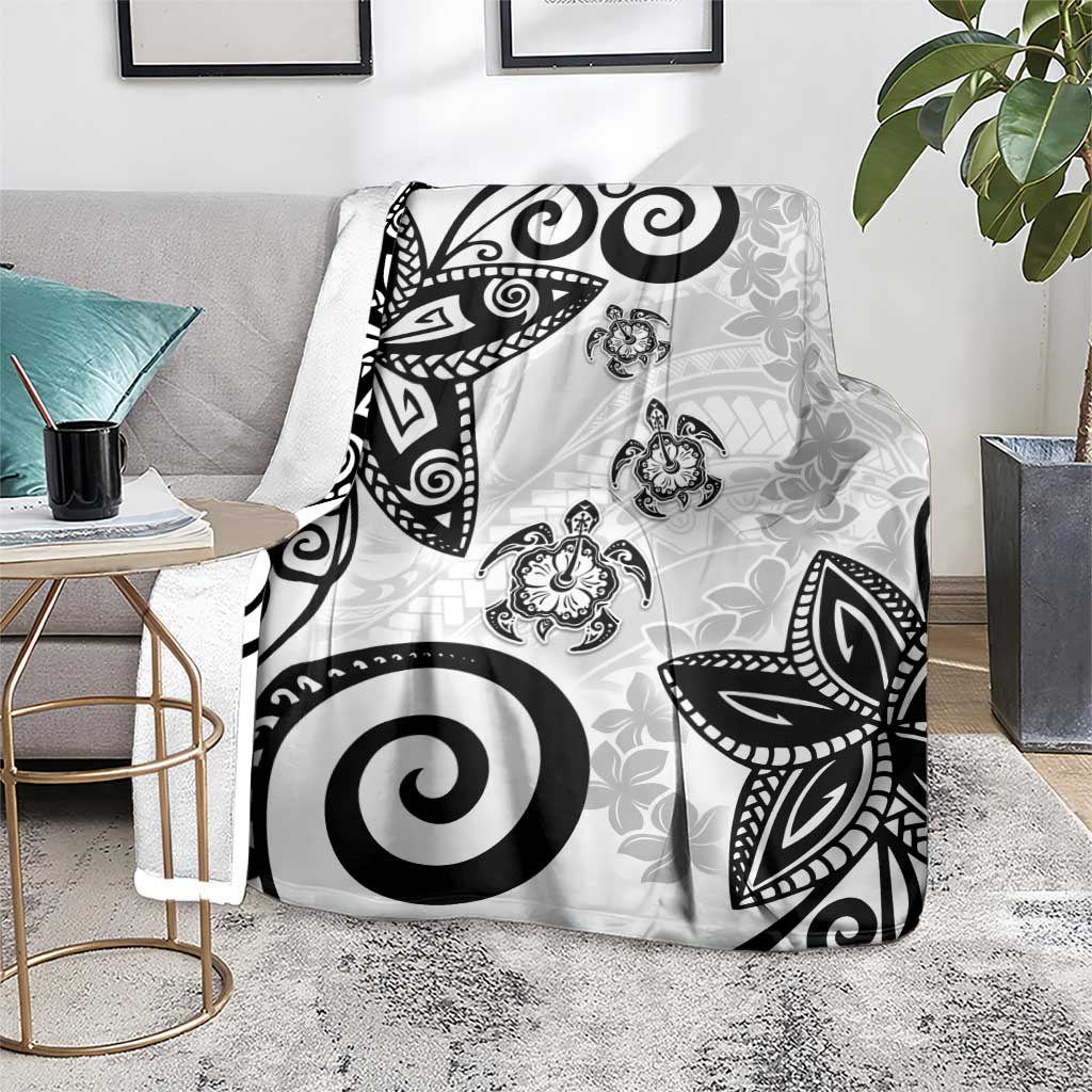 Polynesia Blanket White Tribal Turtle Floral Pattern