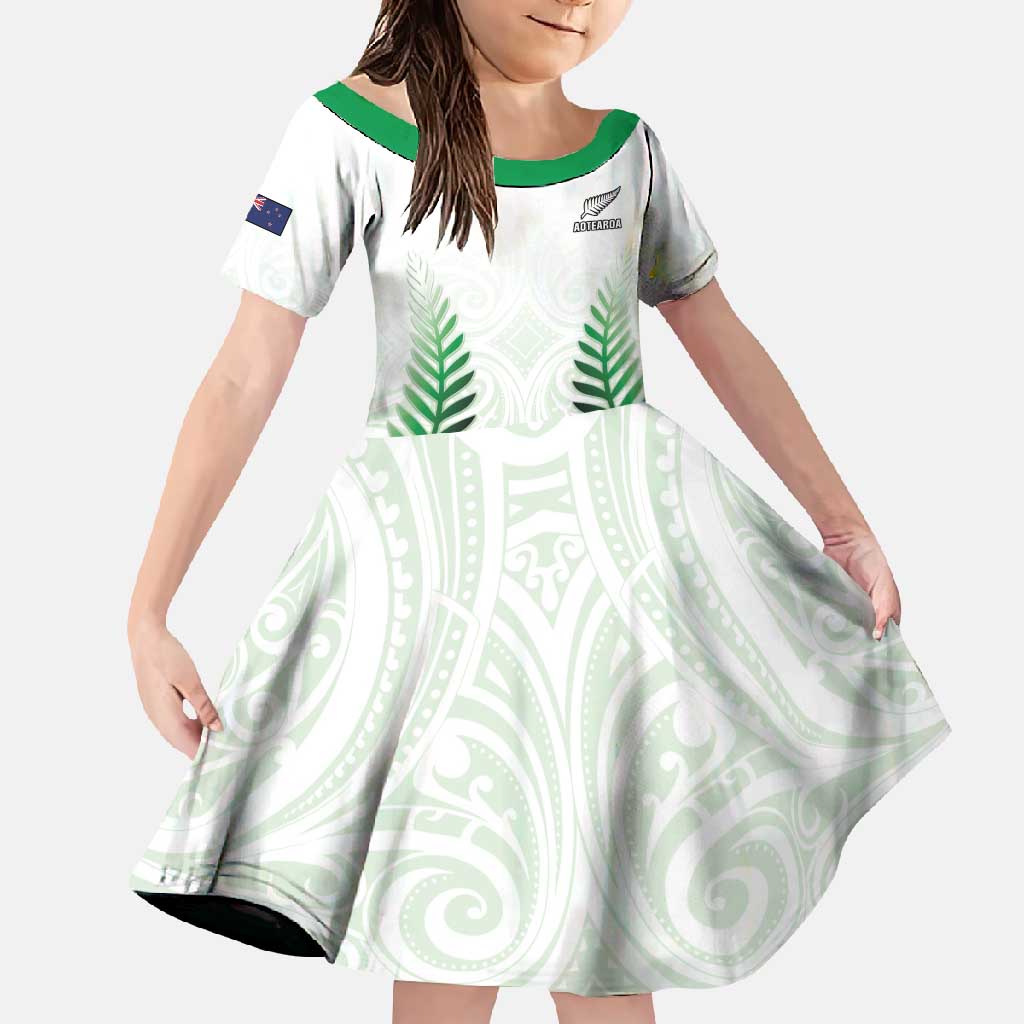 Custom New Zealand Fern Football Family Matching Tank Maxi Dress and Hawaiian Shirt Simple Style LT05 Daughter's Dress White - Polynesian Pride