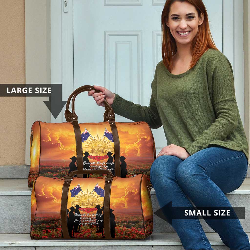 ANZAC Day Travel Bag Remembrance Tribute Soldiers And Poppy Field LT05 - Polynesian Pride