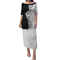 Hawaii Hibiscus Flowers Family Matching Puletasi and Hawaiian Shirt Grayscale Polynesian Pattern LT05 Mom's Dress Black - Polynesian Pride
