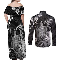 Hawaii King Kamehameha Day Couples Matching Off Shoulder Maxi Dress and Long Sleeve Button Shirt Polynesian Pattern Mix Hibiscus Black