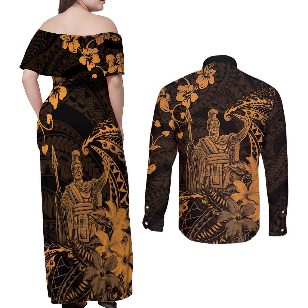 Hawaii King Kamehameha Day Couples Matching Off Shoulder Maxi Dress and Long Sleeve Button Shirt Polynesian Pattern Mix Hibiscus Gold