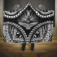 Hawaiian Hawk Hooded Blanket Polynesian Pattern Style