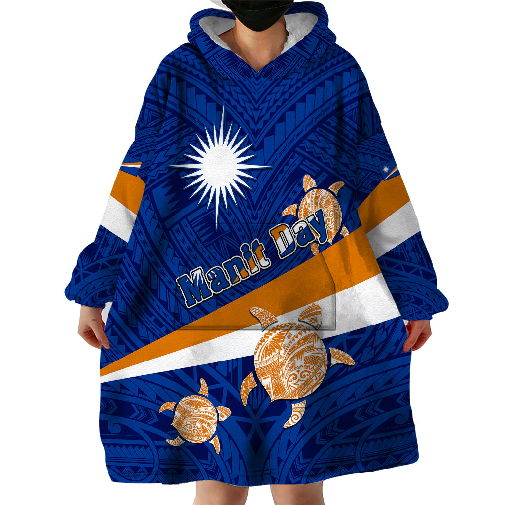 Personalized Marshall Islands Wearable Blanket Hoodie Manit Day Coat Of Arms With Polynesian Turtle LT05 - Polynesian Pride