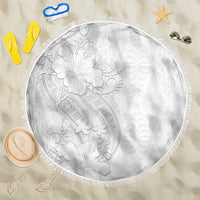 Tokelau White Sunday Beach Blanket Elegant Hibiscus Polynesian Tribal Pattern