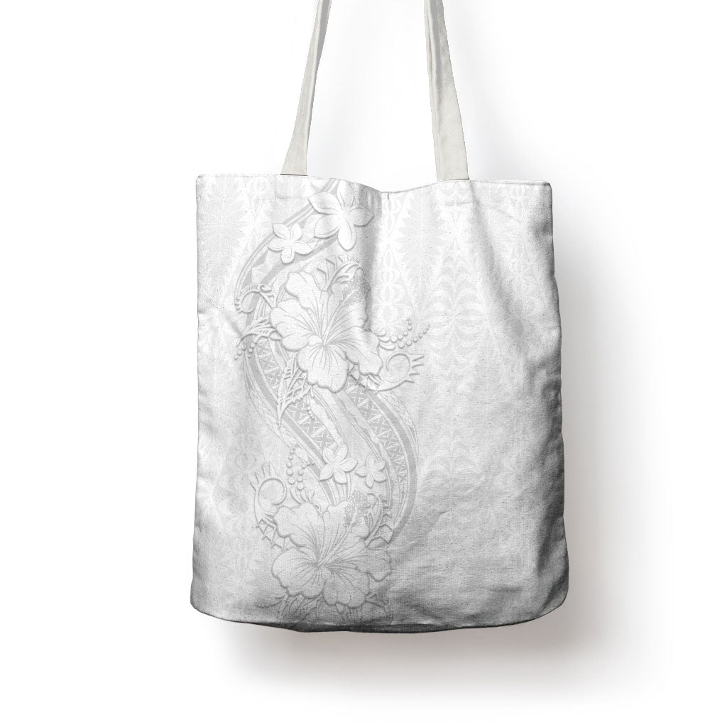 Tokelau White Sunday Tote Bag Elegant Hibiscus Polynesian Tribal Pattern