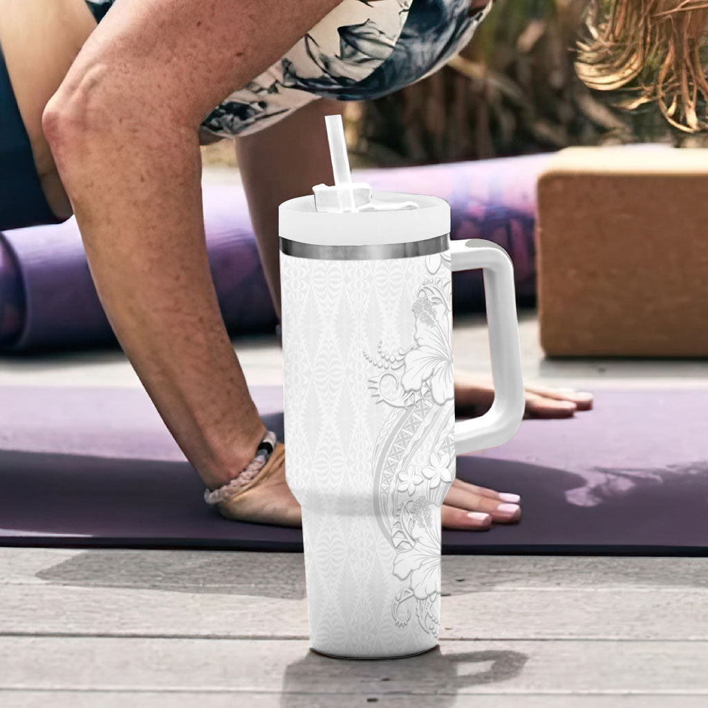 Tokelau White Sunday Tumbler With Handle Elegant Hibiscus Polynesian Tribal Pattern