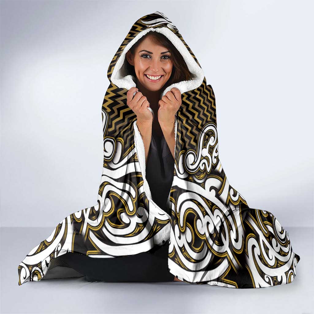 Custom Aotearoa Taranaki Hooded Blanket Maori Tribal Pattern Mix Poutama LT05 - Polynesian Pride