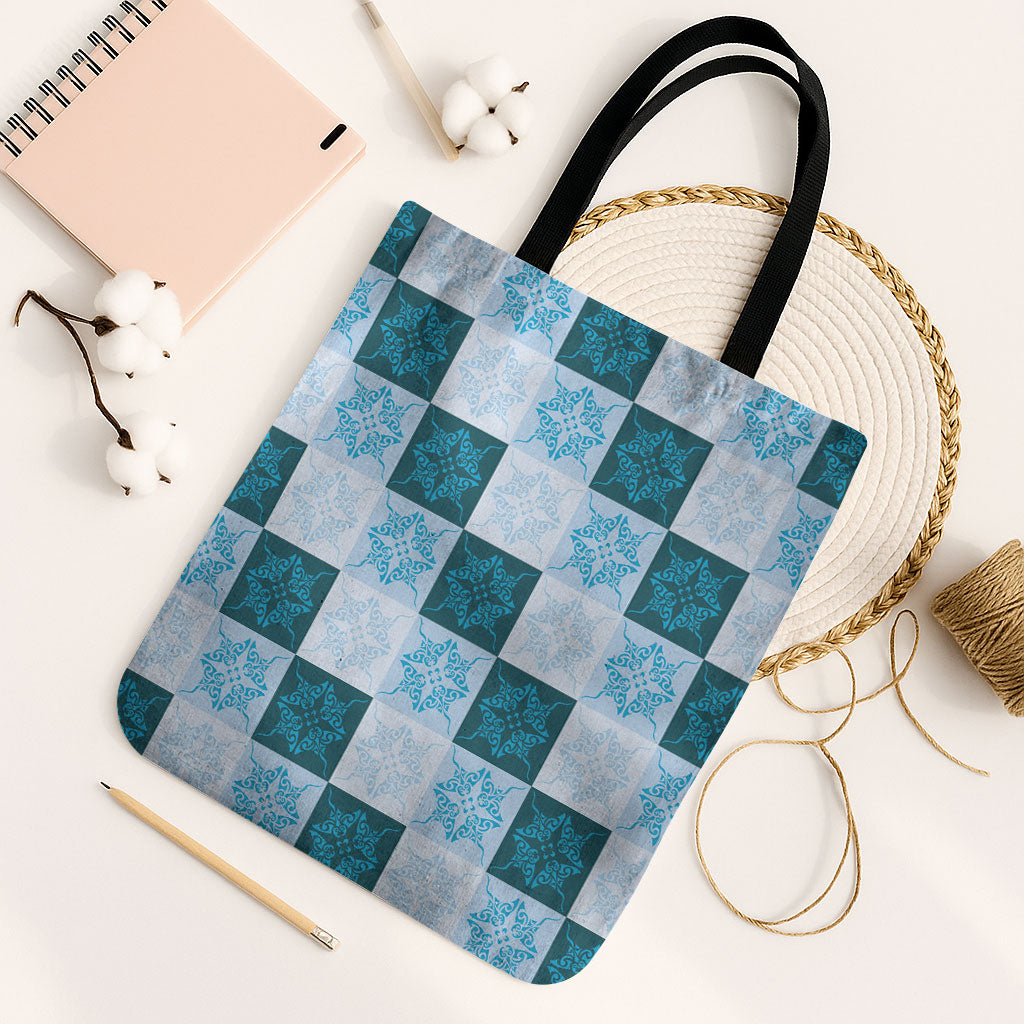 Cyan Manta Ray Hawaiian Quilt Motif Tote Bag
