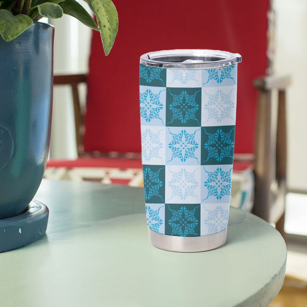 Cyan Manta Ray Hawaiian Quilt Motif Tumbler Cup