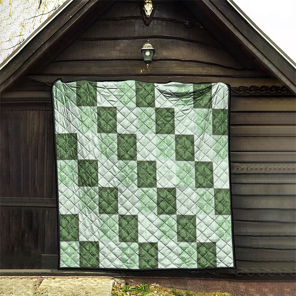 Sage Green Manta Ray Hawaiian Quilt Motif Quilt