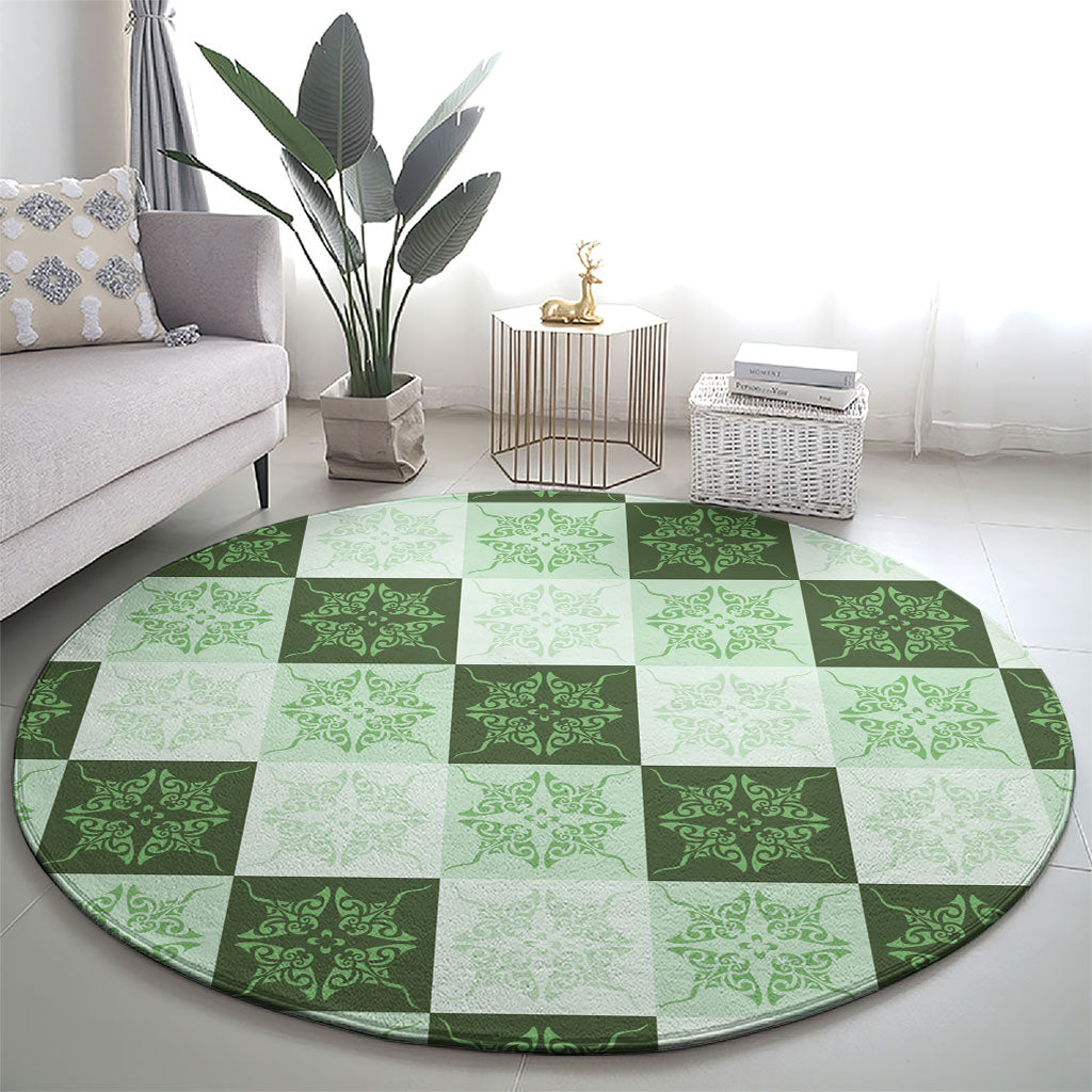 Sage Green Manta Ray Hawaiian Quilt Motif Round Carpet